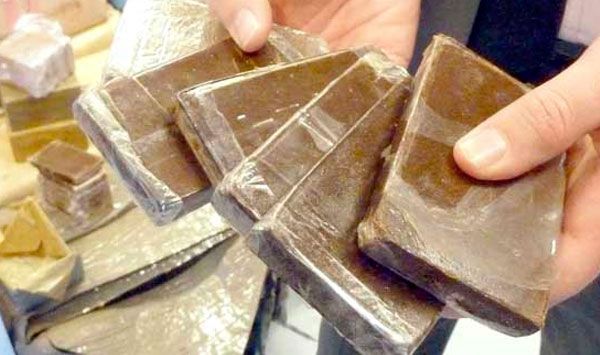 أيت ملول .. حجز أربعة أطنان و900 كيلوغرام من صفائح مخدر الشيرا المعدة للتهريب الدولي