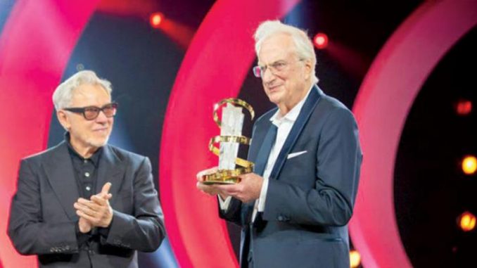 وفاة المخرج السينمائي الفرنسي الشهير “برتراند تافيرنييه”