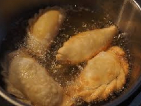 الأطعمة التي يجب تجنبها في شهر الصيام