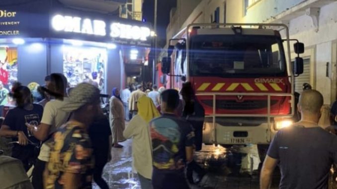 لعرائش : نشوب حريق مهول داخل احد مطاعم الوجبات السريعة بوسط المدينة