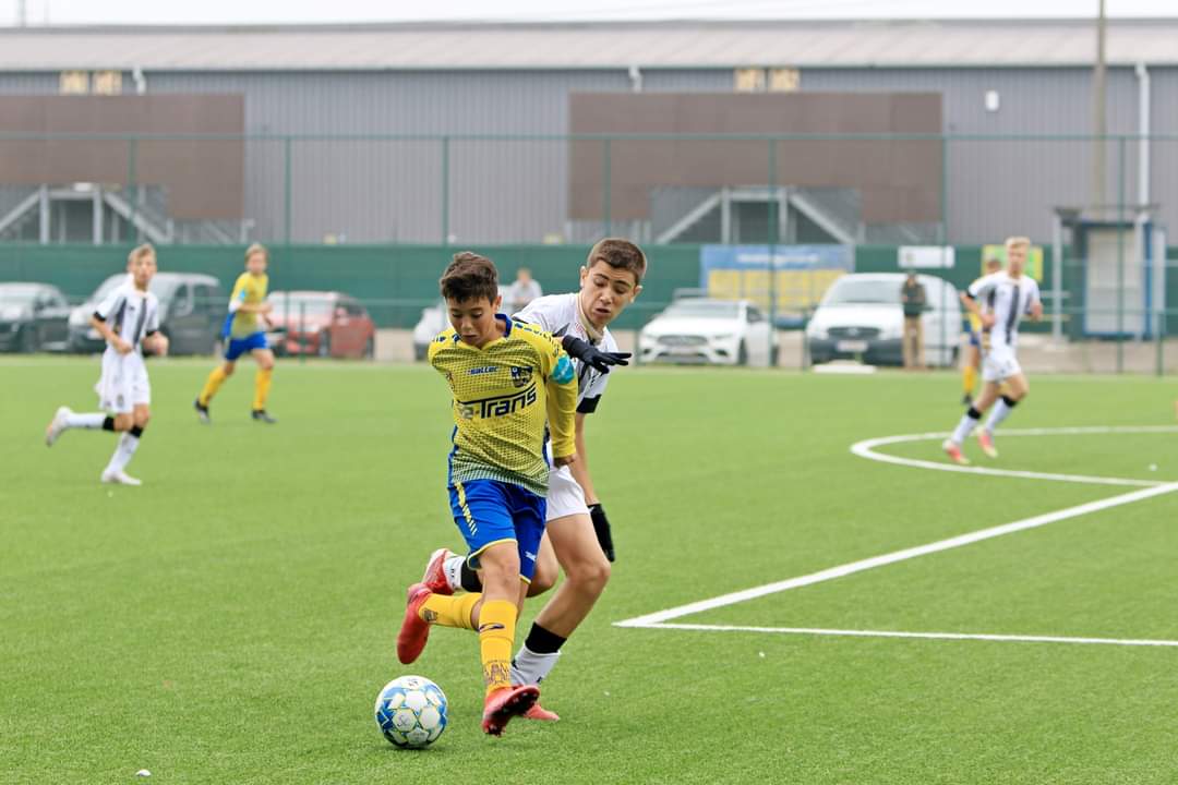 موهبة مغربية تتألق في بلجيكا