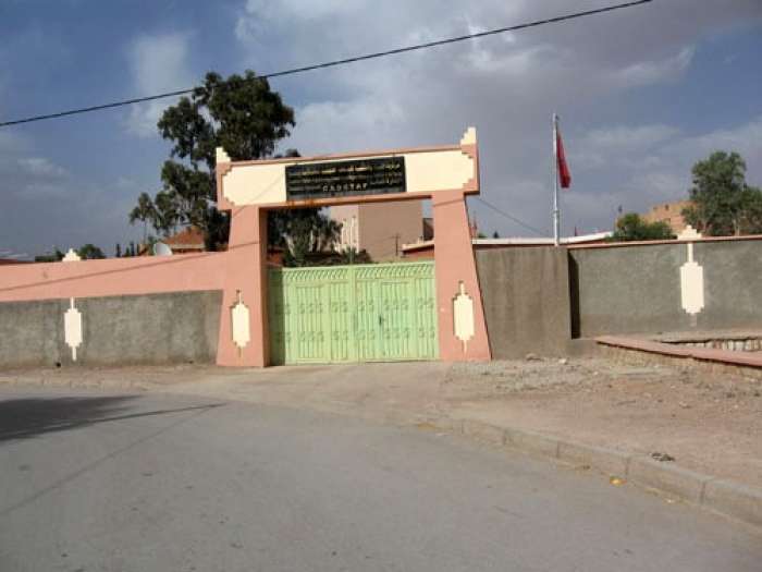 وزارة الانتقال الطاقي هدرالمال العام وسطو على عقار الغير وبناء عشوائي بالراشيدية…