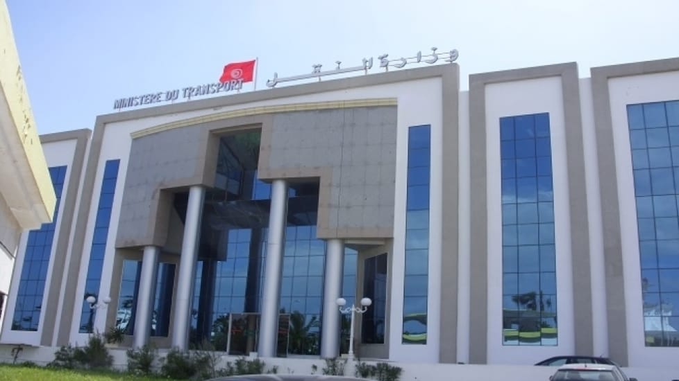 مجهودات وزارة النقل واللوجستيك وبعض النقابات لتحسين الظروف الاجتماعية للسائقين المهنيين