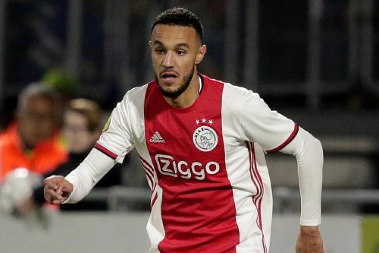 نصير مزراوي يرفض التجديد لأياكس أمستردام الهولندي ويقترب من برشلونة.