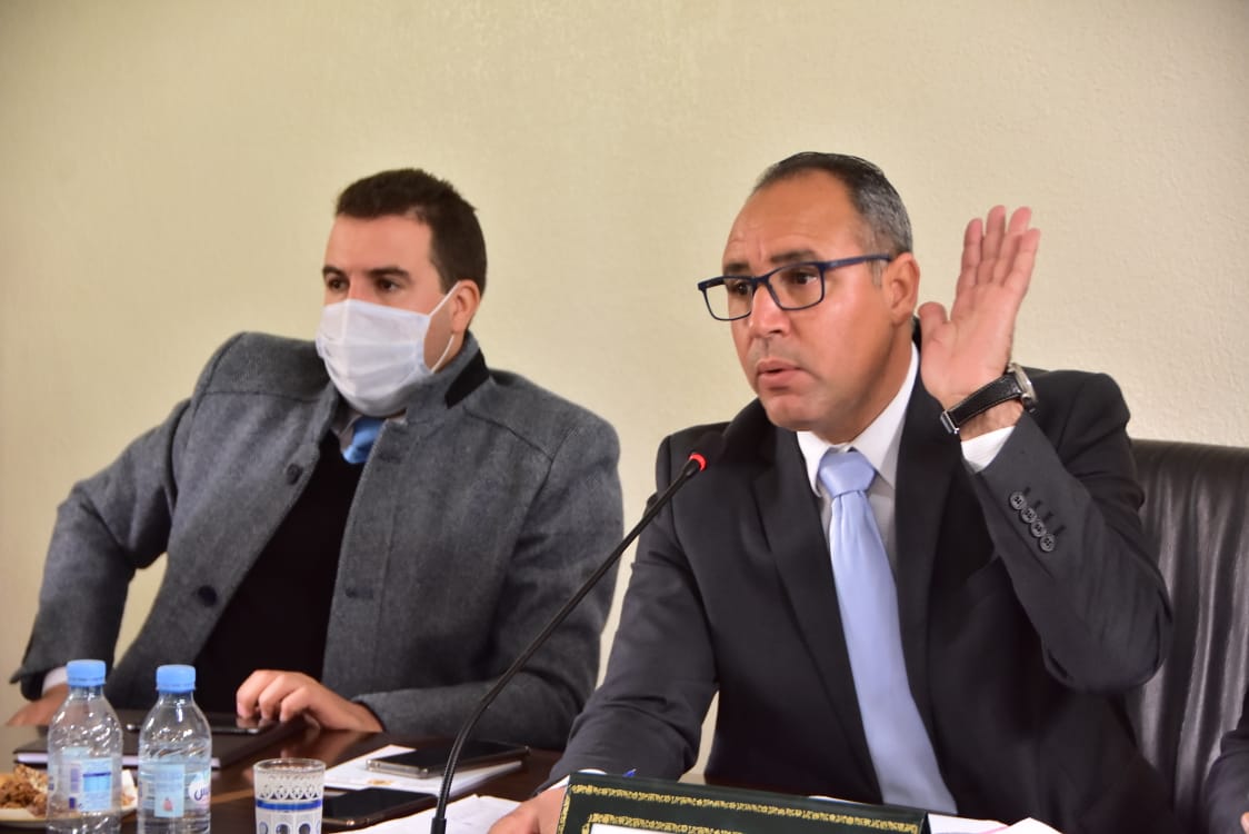 جماعة البرادية تصادق على تخصيص دعم بمبلغ 50 مليون سنتيم للفرق الرياضية .