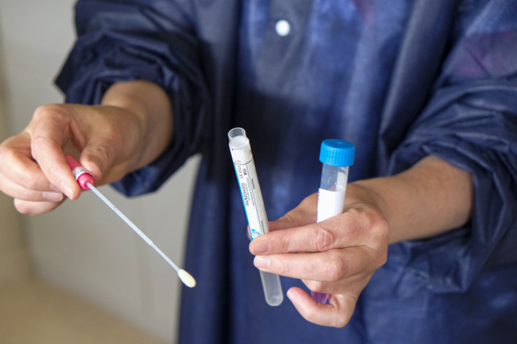 وزارة الصحة تعلن إعفاء الحاملين لجواز التلقيح من إختبار PCR لدخول المغرب بحراً