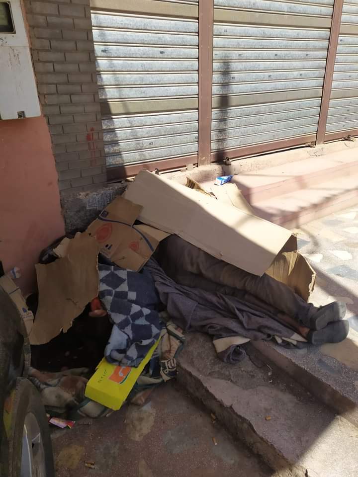 دمنات / عامل الاقليم يأمر بنقل شخص بدون مأوى الى مركز الامل للاشخاص بدون مأوى بازيلال تجسيدا الفلسفة دعم القئات الهشة