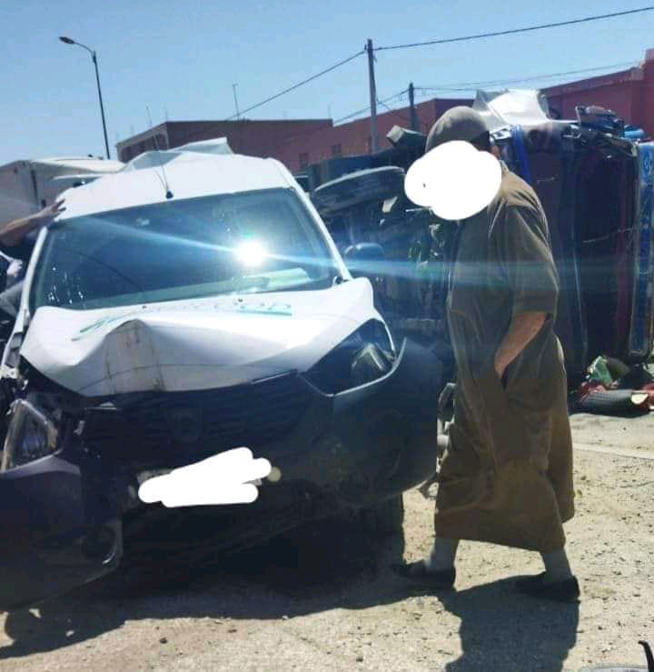 اشتوكة ايت باها :حادثة سير خطيرة تسفر عن خسائر مادية ضواحي انشادن