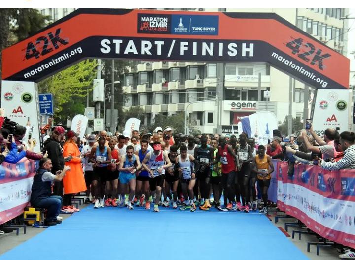 رغم الإصابة بوشفار يحل سابعا في ماراطون ازمير بتركيا