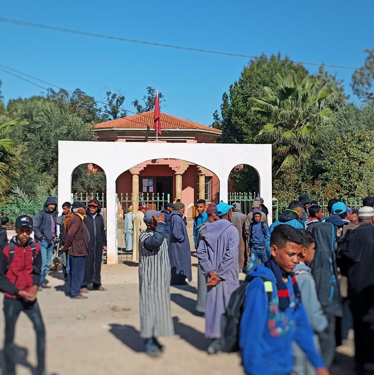 جماعة المصابيح.. ظواهر خطيرة في غياب تام للسلطات!؟؟