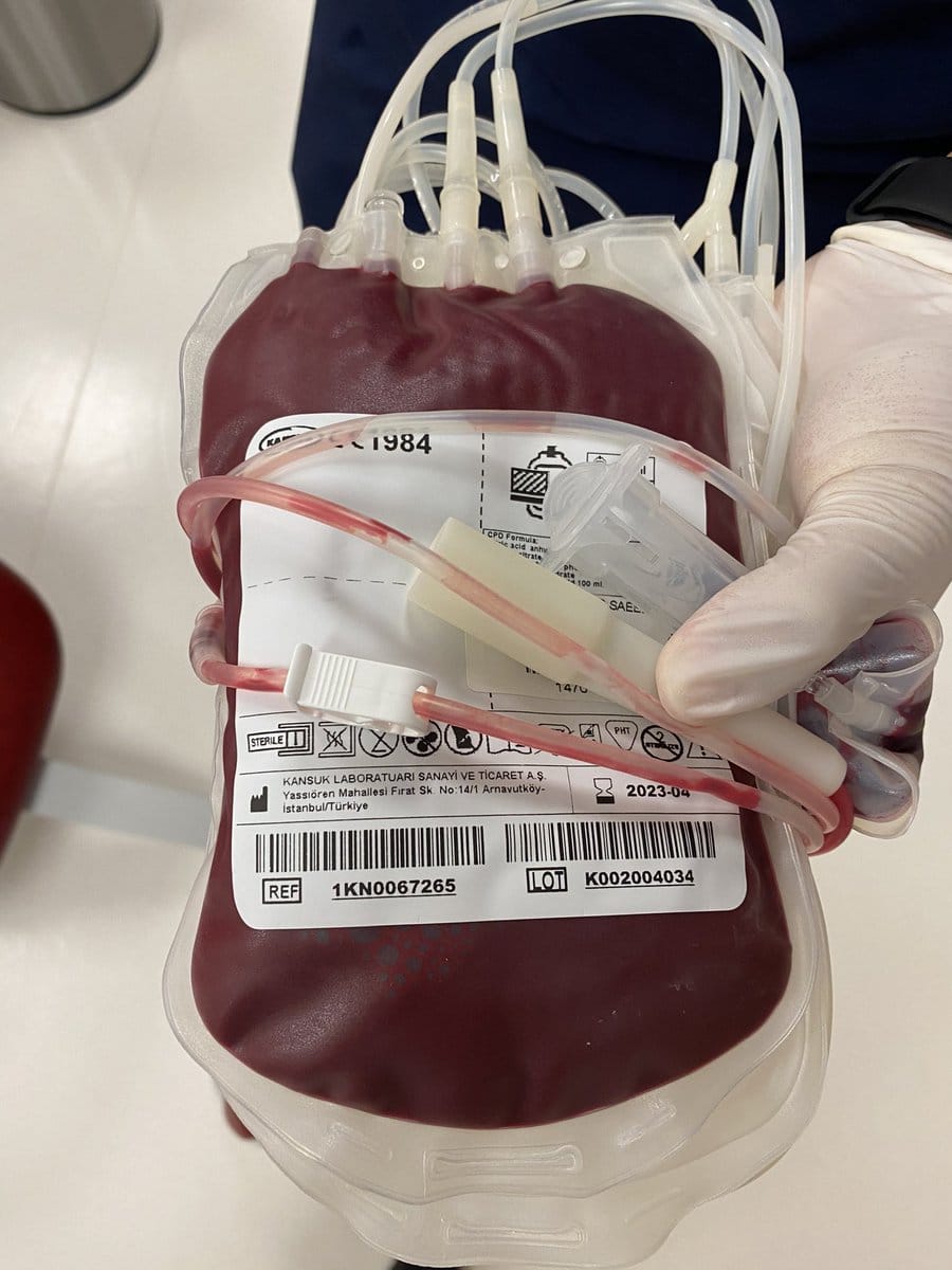 أكياس وأنابيب نقل الدم بمزبلة مديونة تطحن وتحول لأكياس بلاستيكية تستعمل للمواد الغذائية