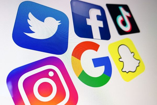 اليوتوبرز و مؤثري الإنستاغرام وتيك توك تحت المراقبة