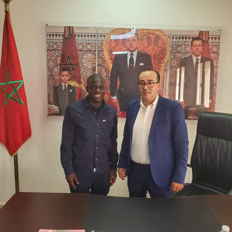 تيزنيت…اللاعب الدولي الفرنسي و لاعب تشيلسي الانجليزي “نكولو كانكي” يحل بمدينة الفضة