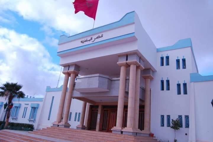 كلمات لمن ارادوا ان يبنوا انفسهم ويفسدون مدينتهم”أشخاص هوايتهم الانتقاد! ‘””””