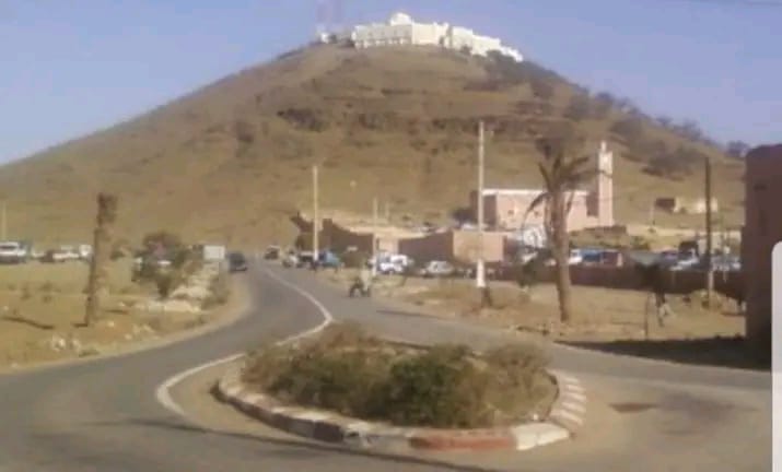 ايت ميلك “الاجماع خلال التصويت على مشروع تهيئة فضاء اللعب بدوار أيت اومانوز