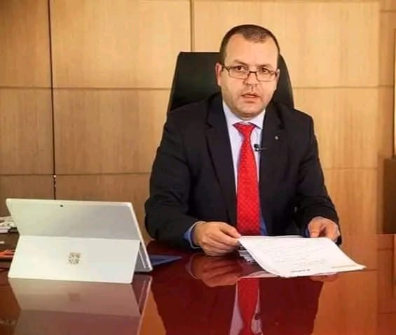 توقيف عامل عمالة الصخيرات ـ تمارة وستة رجال سلطة وإطارين إداريين بنفس العمالة