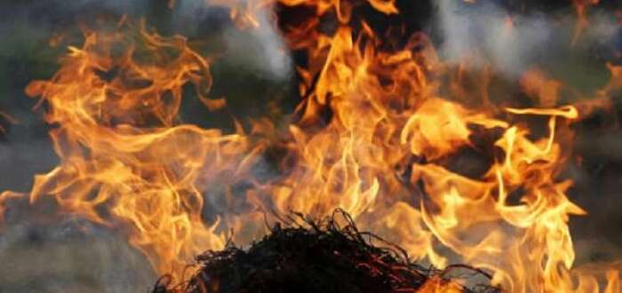 توقيف شخص للاشتباه في تورطه في قضية تتعلق بالقتل العمد مع إخفاء معالم الجريمة عن طريق حرق الجثة