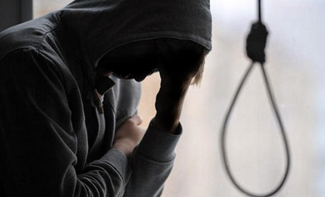 محاولة انتحار فرنسي بعد الاشتباه في ارتكابه لجريمة القتل العمد عن طريق حقن طفليه القاصرين بمادة مشبوهة