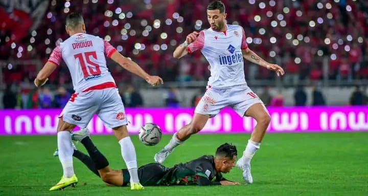 كلاسيكو الجيش والوداد يزداد إثارة وتشويقا بسبب الصدارة 