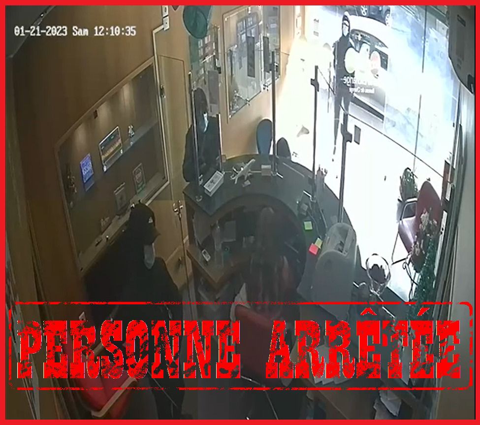 توقيف شخص يبلغ من العمر 24 سنة، يشتبه في تورطه في قضية تتعلق بالسرقة من داخل وكالة لصرف العملات