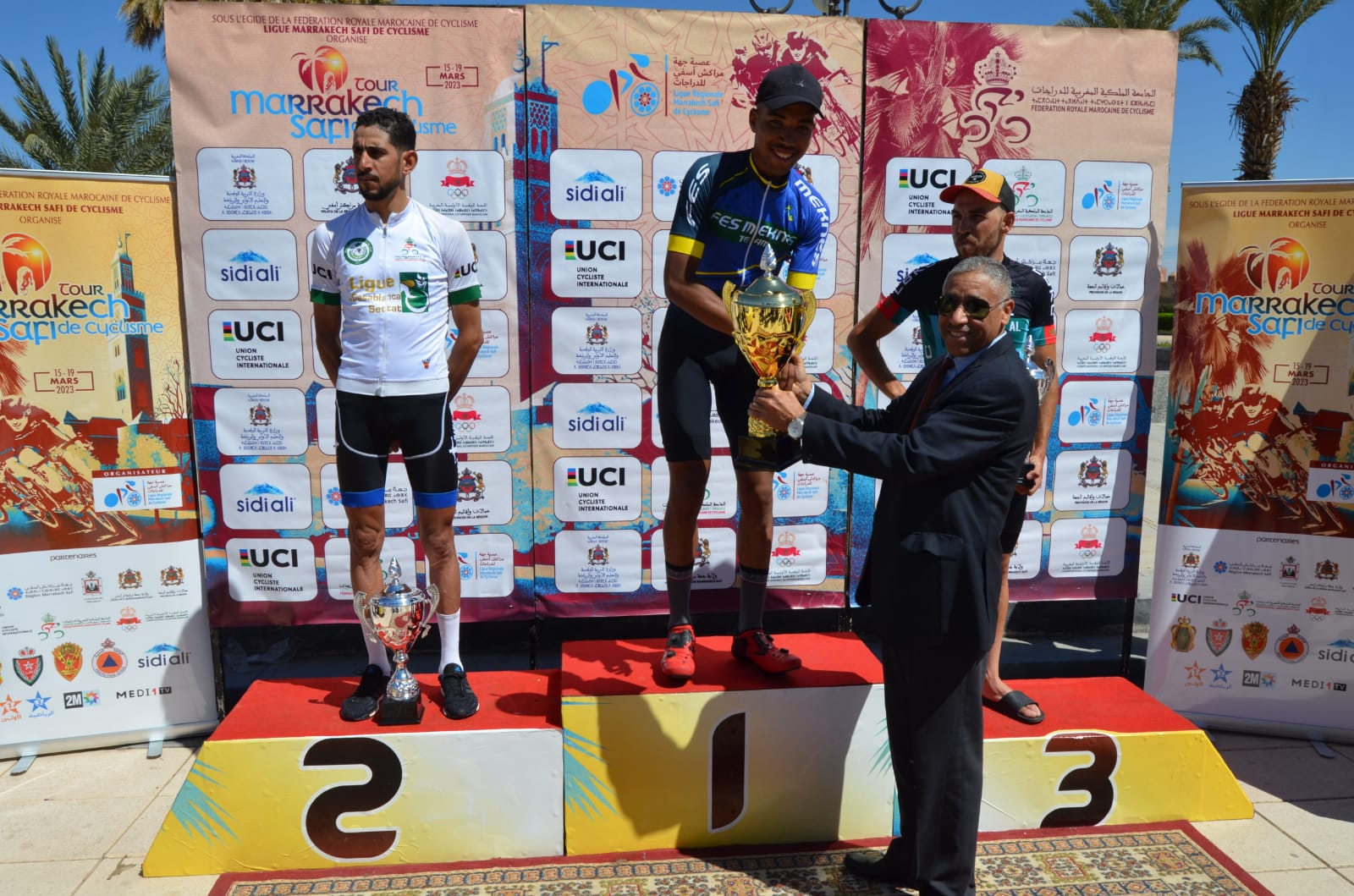 يوسف بدادو ينتزع القميص الأصفر في أولى مراحل طواف جهة مراكش أسفي