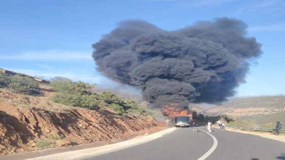 احتراق حافلة على الطريق الوطنية رقم 25 بين أفورار وأزيلال دون تسجيل إصابات