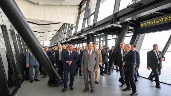 الملك محمد السادس يدشن مشاريع كبرى بميناء الدار البيضاء