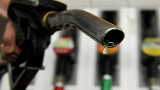 انخفاض طفيف في أسعار البنزين والغازوال يعيد النقاش حول أرباح شركات المحروقات