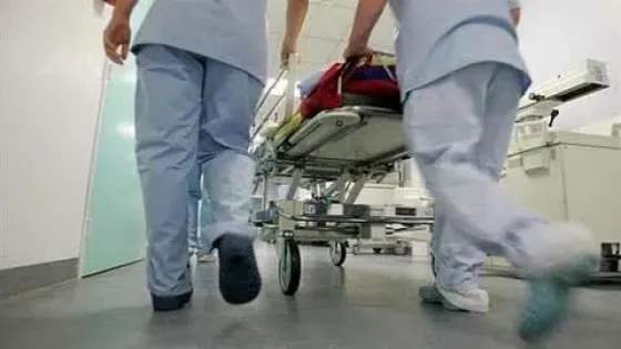 توقيف 17 إطاراً صحياً بأكادير بعد وفاة 8 حوامل.. قرار وزارة الصحة يثير جدلاً واسعاً