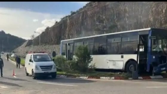 انقلاب حافلة للنقل الحضري يتسبب في وفاة وإصابات خطيرة عند مدخل الصويرة