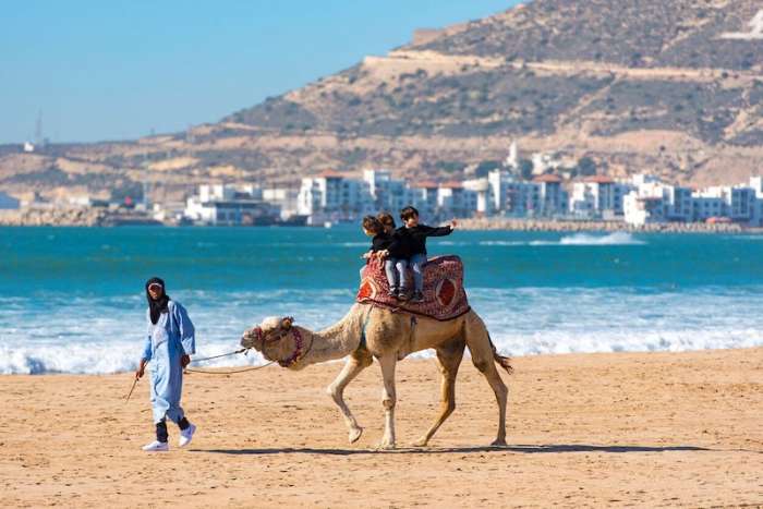 السياحة المغربية تحطم رقمًا غير مسبوق.. 18 مليون زائر حتى نهاية نونبر