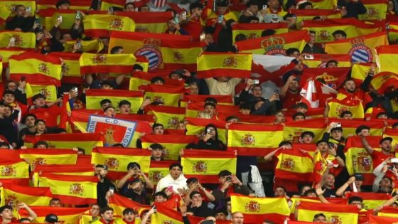 “الفيفا” تفتح تحقيقًا تأديبيًا بعد هتافات عنصرية في ودية إسبانيا ومصر