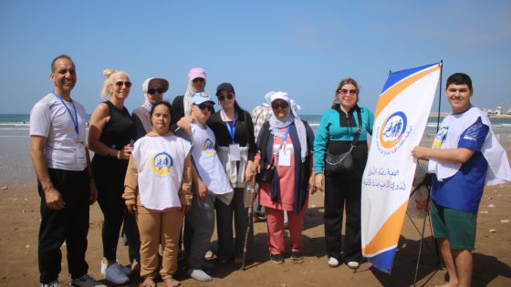 صبحية رياضية وتنشيطية ترسم الابتسامة على وجوه أطفال “رفقاء الأمل” بشاطئ أكادير
