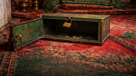 سرقة صندوق تبرعات بضريح تُثير استياء ساكنة اسكاون بتارودانت