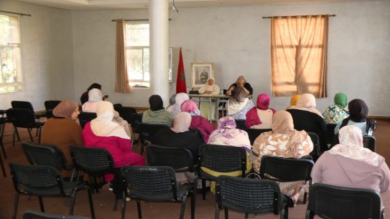 انزكان .. ندوة حول “صحوة المرأة” تؤكد أهمية الصحة النفسية والتوازن الداخلي