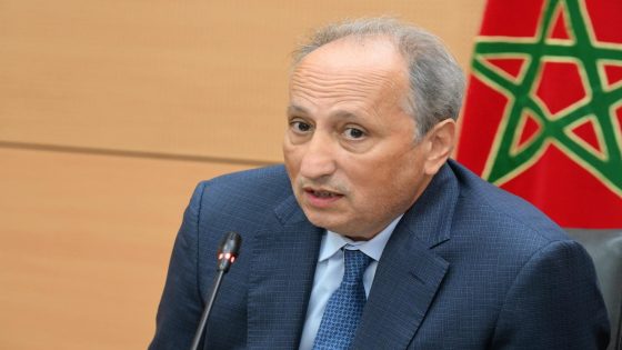 وزارة التربية الوطنية تؤجل مغادرة الأساتذة وتبرمج لقاءات مع أولياء التلاميذ بعد نهاية الموسم الدراسي