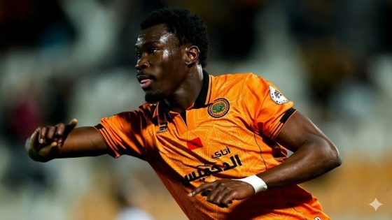 الرجاء يصعد ضد بول فال ويطالب بمعاقبته بسبب تصرف مثير للجدل