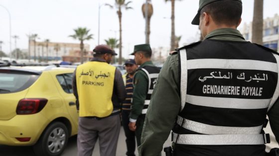 الدرك يوقف ثلاثة أشخاص بتغازوت للاشتباه في ابتزاز مستعملي المرابد العشوائية