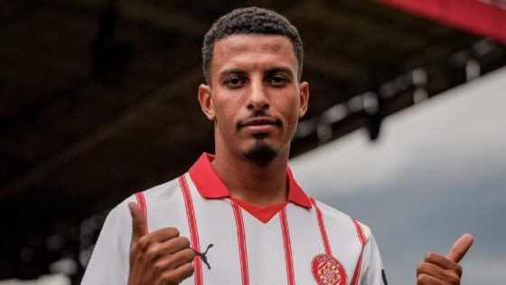 برشلونة يراقب أوناحي لتعويض غياب دي يونغ في الميركاتو الصيفي