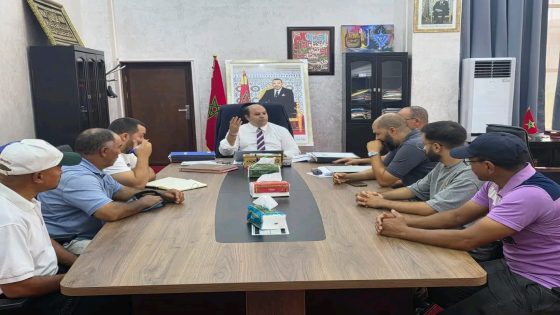 المعيفي يقود نقاشا موسعا حول مستقبل قطاع النظافة بإنزكان