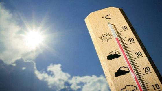 طقس الخميس.. أجواء حارة نسبياً وزخات رعدية مرتقبة بعدد من مناطق المملكة